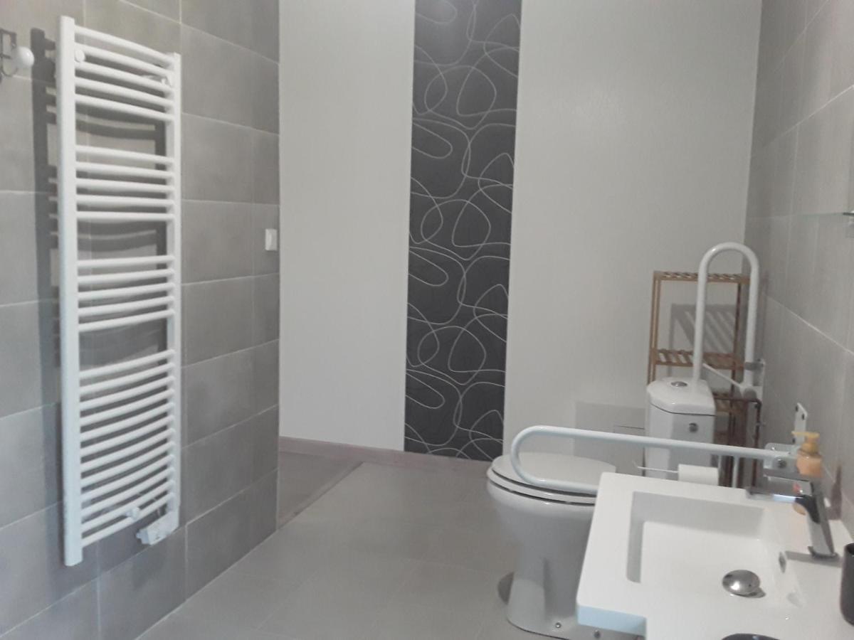 Gite De Landemeure, 10 Couchages, Acces Pmr Saint-Germain-du-Crioult Εξωτερικό φωτογραφία